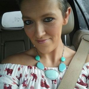 Meet your Posher, Nina